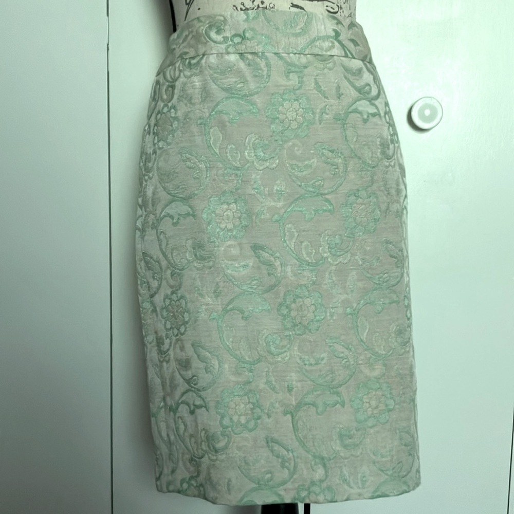 Nordstrom Classiques Entier Elegant  Pencil Skirt Knee-Length Like New